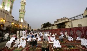 Pour « paraître plus attrayante », l’Arabie saoudite veut baisser le son de l’appel à la prière