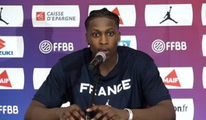 France - Ntilikina : "Ça fait plaisir d'être devant nos fans"