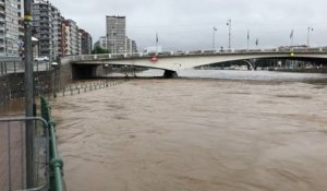 Le niveau de la Meuse inquiète à Liège: une grande partie de la Wallonie en alerte de crue