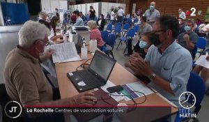 Covid-19 : des centres de vaccination saturés à La Rochelle