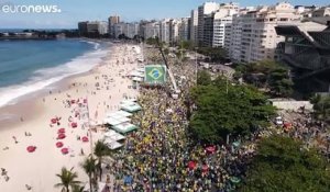 Brésil : manifestations pro-Bolsonaro contre le système électoral