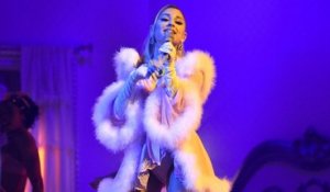 Ariana Grande encourage les gens à se faire vacciner : "Sauvez une vie ou deux"