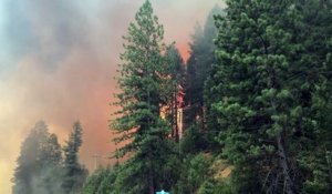 En Californie, de nouveaux ordres d'évacuations face au gigantesque incendie Dixie Fire