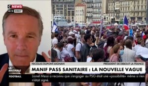 Pass Sanitaire - Nicolas Dupont-Aigan affirme que près d'un million de personnes étaient en réalité dans la rue samedi dernier et refuse de dire si il a été vacciné