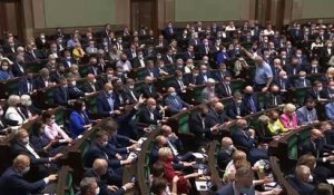 Pologne : adoption d'une loi controversée sur les médias