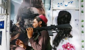 Afghanistan : 3 morts dans une manifestation contre le retrait du drapeau afghan par les talibans