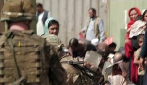 Afghanistan : cohue mortelle à l'aéroport de Kaboul