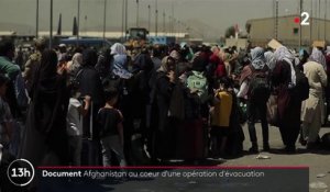 Afghanistan : au cœur d'un vol d'évacuation depuis l'aéroport de Kaboul