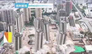 15 buildings démolis en même temps en Chine