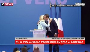 Marine Le Pen quitte la présidence du Rassemblement National et sera remplacée par Jordan Bardella