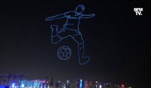À un an du Mondial 2022, un spectacle de drones illumine le ciel de Doha