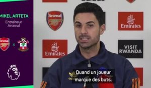 Arsenal - Arteta exclut un départ d'Aubameyang