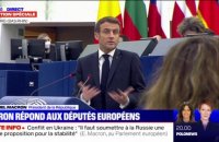 Emmanuel Macron sur la polémique de l'Arc de Triomphe: "Il n'y a jamais eu de choix de la France de faire disparaître le drapeau européen"