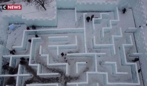 Etats-Unis : Découvrez l'incroyable labyrinthe de glace ouvert à Stillwater