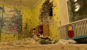 Ecole bombardée en Ukraine : la Russie accusée de « fabriquer » un prétexte pour envahir le pays