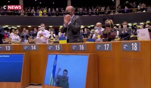 Guerre en Ukraine : la candidature ukrainienne étudiée au parlement européen