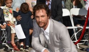 Exclu Vidéo : Matthew McConaughey : honoré sur le Walk Of Fame !