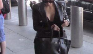 Exclu Vidéo :  Kim Kardashian de retour chez elle, sans son mari Kanye West !