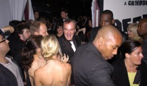 Tarantino foule le tapis rouge pour Premiere
