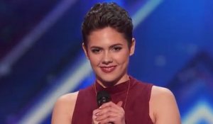 American Got Talent : une jeune adolescente qui a combattu le cancer surprend le public.