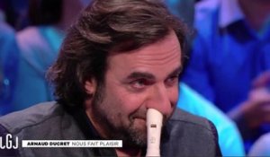 Le zapping du 11/01 : André Manoukian joue de la flûte avec son nez