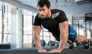 Push up : les deux exercices de pompes à faire pour cibler vos triceps
