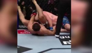 UFC 254 : Khabib Nurmagomedov écrase Justin Gaethje et prend sa retraite