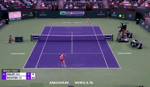 Indian Wells - Swiatek impressionne face à Halep et file en finale