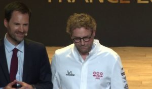 Les chefs français Arnaud Donckele et Dimitri Droisneau obtiennent les trois étoiles du guide Michelin
