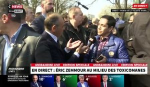"Morandini Live" en direct de la porte de La Villette: Eric Zemmour reçoit un projectile alors qu’il se trouve au milieu des toxicomanes - VIDEO