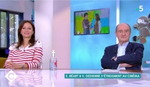 FEMME ACTUELLE - Emmanuelle Béart : ce gros mensonge qu’elle avoue 35 ans plus tard