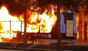 Paris : un bus électrique de la RATP prend feu dans le XIIIe arrondissement