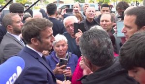 Emmanuel Macron envisage la réintégration des soignants non-vaccinés