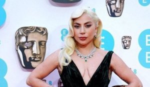 Lady Gaga : très proche de Tom Cruise sur un nouveau cliché partagé sur Instagram