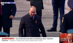 9-Mai: Vladimir Poutine arrive sur la Place Rouge à Moscou pour présider le traditionnel défilé militaire