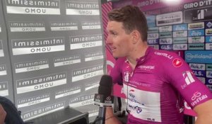 Tour d'Italie 2022 - Arnaud Démare, à la photo finish  sur la 6e étape devant Caleb Ewan : "C'était chaud"