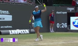 Berlin - Jabeur sacrée après l'abandon de Bencic