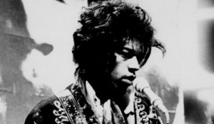 Une sculpture du pénis de Jimi Hendrix est exposée dans un musée