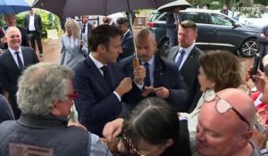 Emmanuel Macron donne 48 heures aux oppositions pour "clarifier" leur position à l'Assemblée