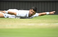 Wimbledon : Insubmersible, Novak Djokovic fonce en demi-finales