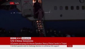 Taïwan : Malgré les menaces de la Chine, la cheffe des députés US, Nancy Pelosi, a atterri  à Taipei alors que des avions de chasse chinois étaient en train de traverser le détroit de Taïwan