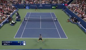 Une demi-volée de revers pour un passing fabuleux : du Kyrgios pur jus