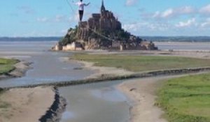 Mont-Saint-Michel : nouveau record du monde pour le funambule Nathan Paulin