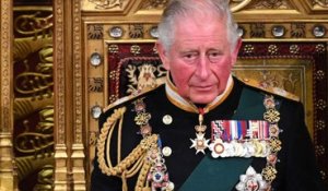 Le roi Charles remercie la reine Elizabeth II pour sa vie de service