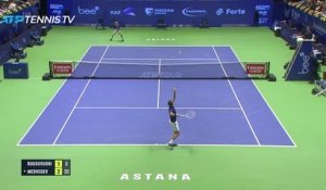 Astana - Medvedev se rapproche de Djokovic