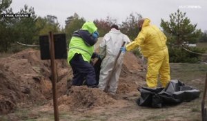Guerre en Ukraine : des dizaines de corps exhumés à Lyman