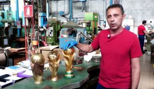 Une usine italienne fabrique le trophée de la Coupe du monde