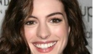 Bio : Anne Hathaway