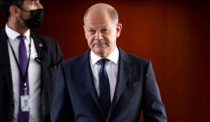 Olaf Scholz ne s’engage pas encore à envoyer des chars en Ukraine !