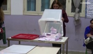 Tunisie : très faible participation aux législatives et nouveau désaveu pour le président